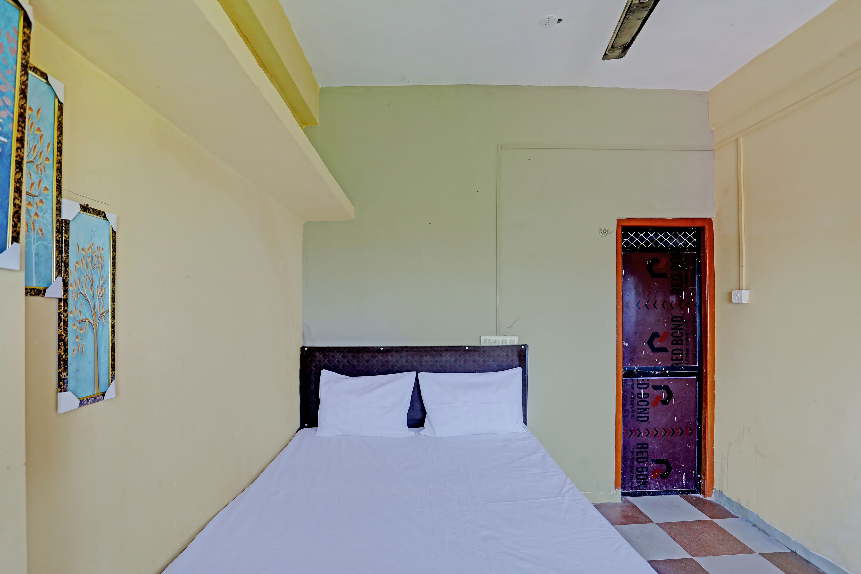 Hotel O Manisha Palace - Tap to explore photos