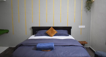 Krish Homestay with Hill View Room Type - Bedroom