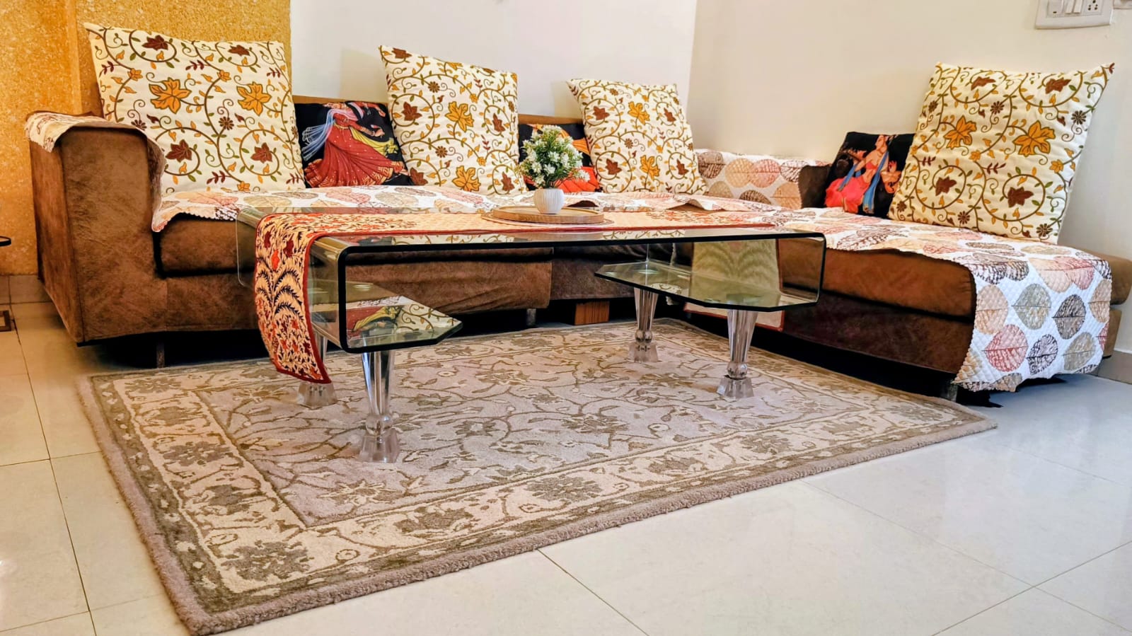 Sukoon Homestay-Vrindavan - Tap to explore photos