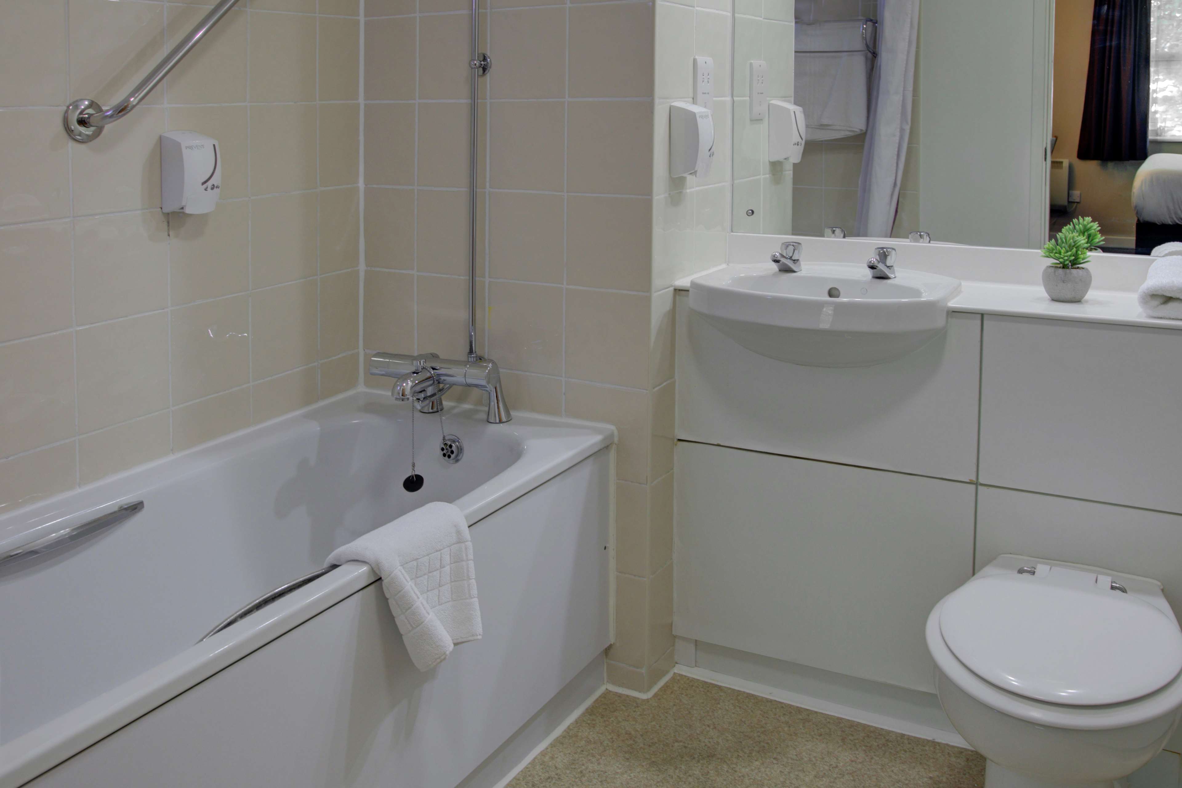 Embassy Newcastle, Sure Hotel Collection by Best Western - Tap to explore photos