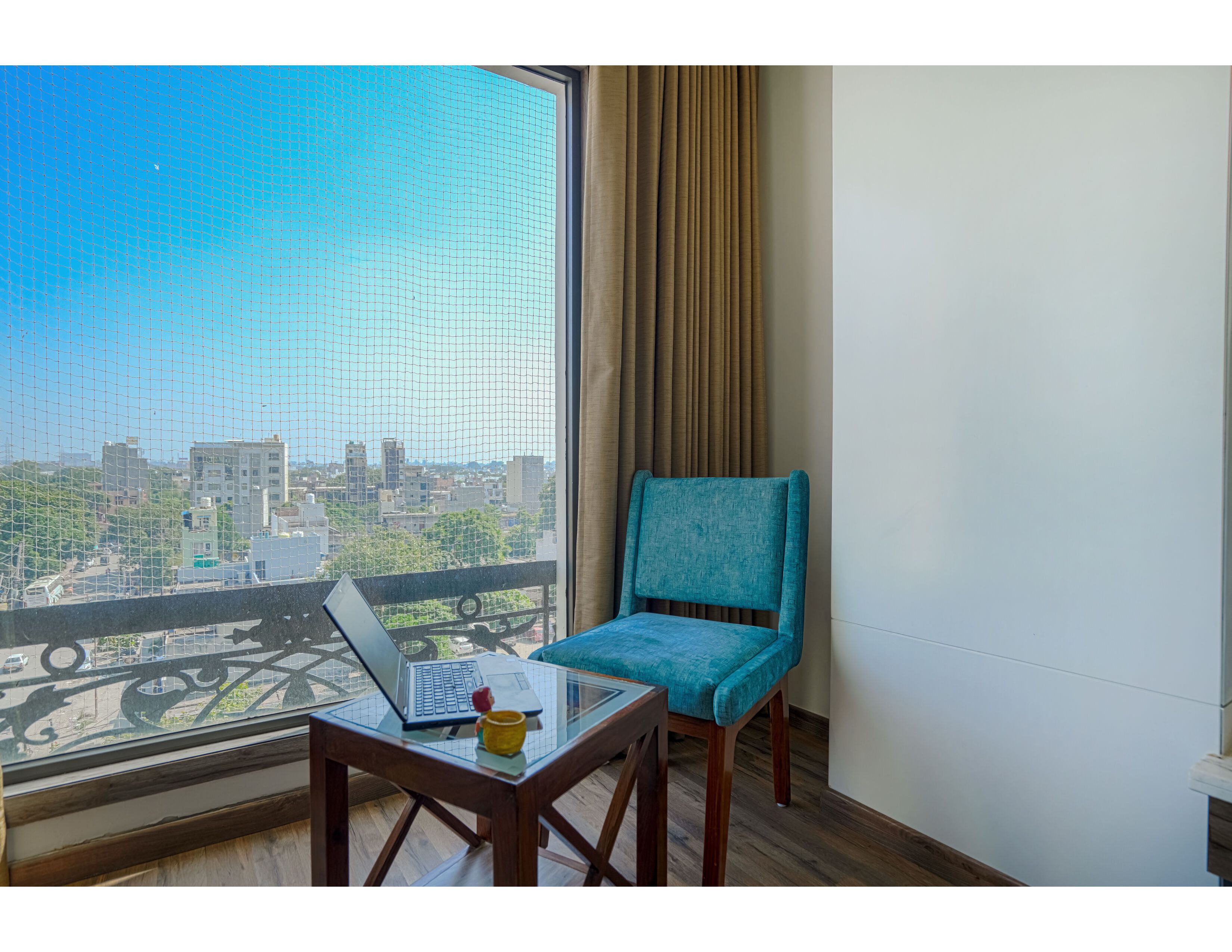 Hotel AK Continental | 900m from Golden Temple - Tap to explore photos