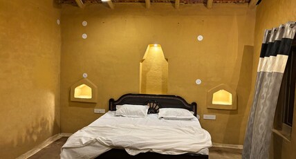 Lake View Basera Room Type - Master Bedroom 3