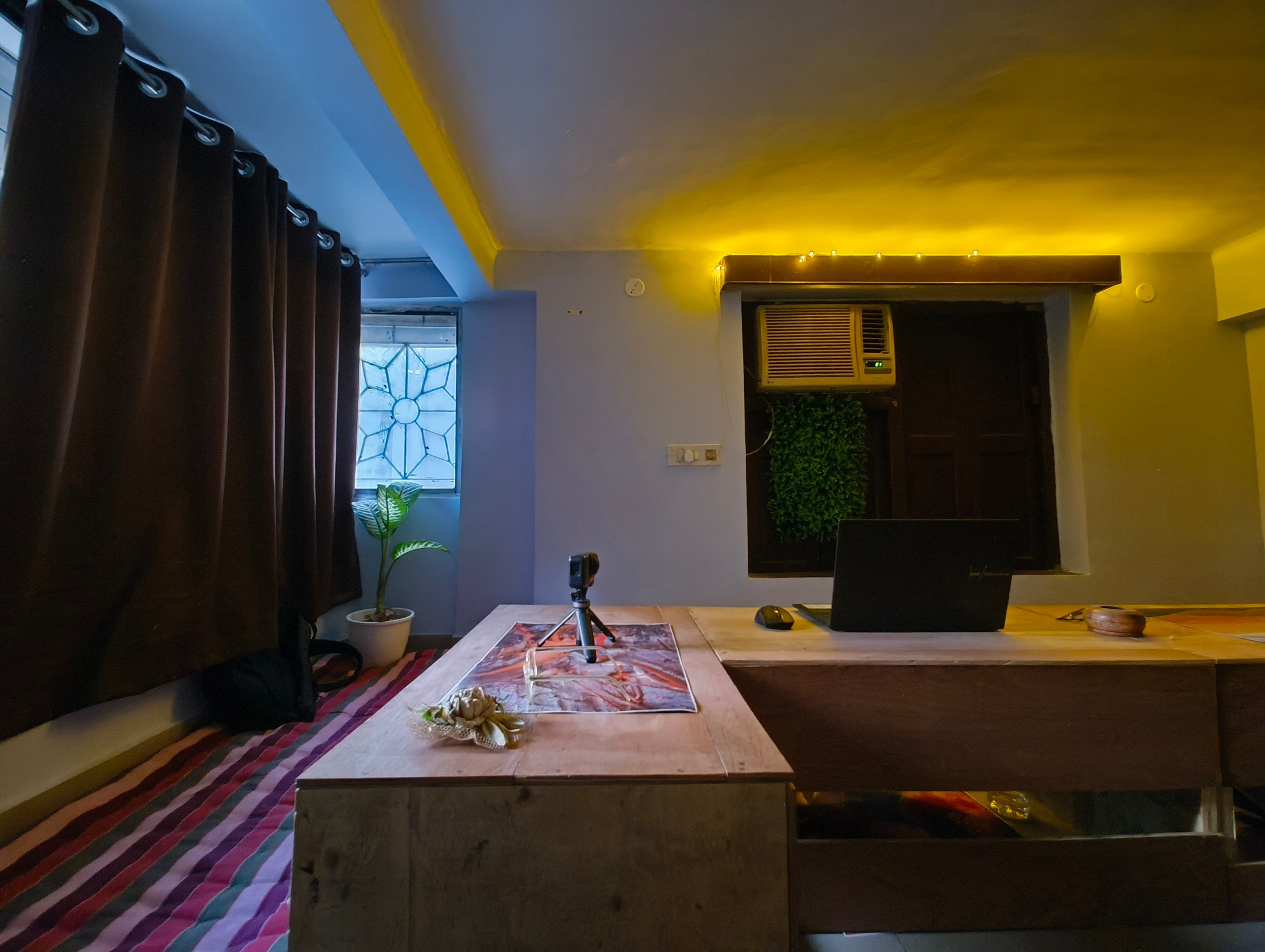 Calcutta Backpackers in South Kolkata - Tap to explore photos