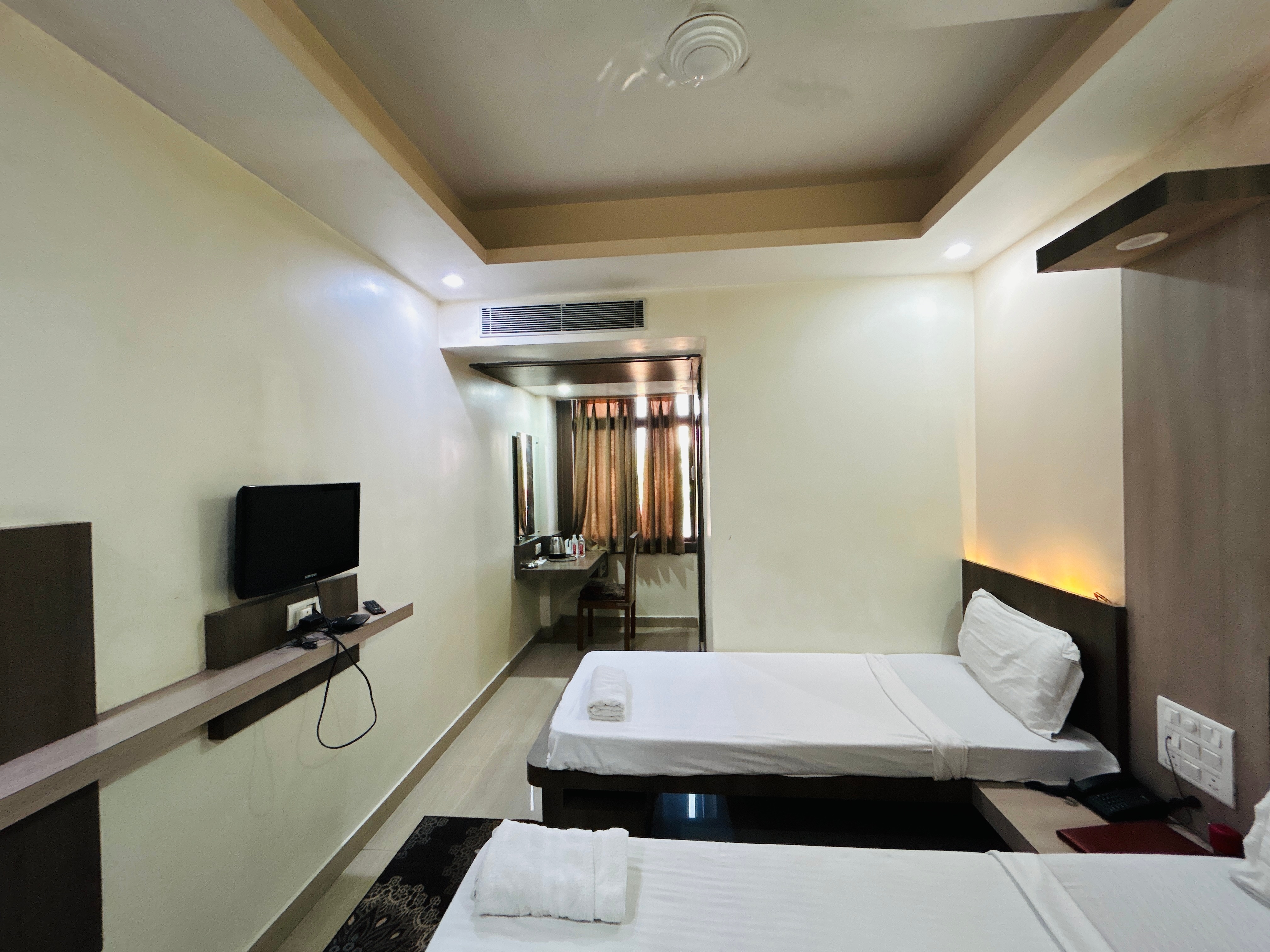 Hotel Saraswati Inn - Tap to explore photos
