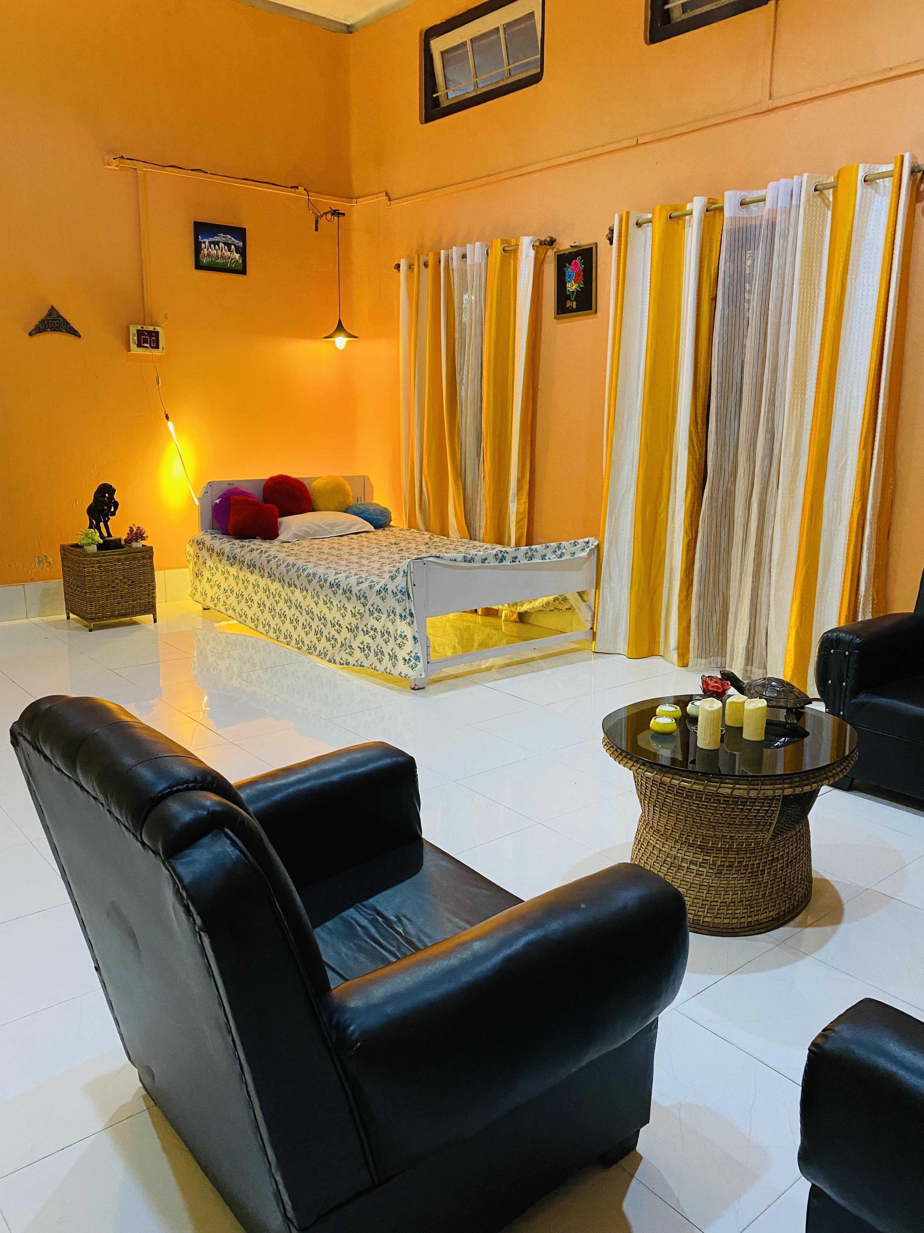 Shivalaya Homestay - Tap to explore photos