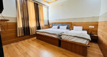 Hari Kamal Inviitation Room Type - Deluxe Double Room