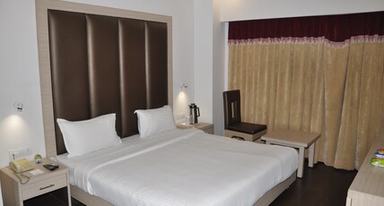 Hotel BS Park Plaza Room Type - Club Room