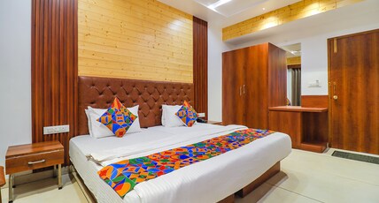 FabHotel Grand Arya Room Type - Premium Room