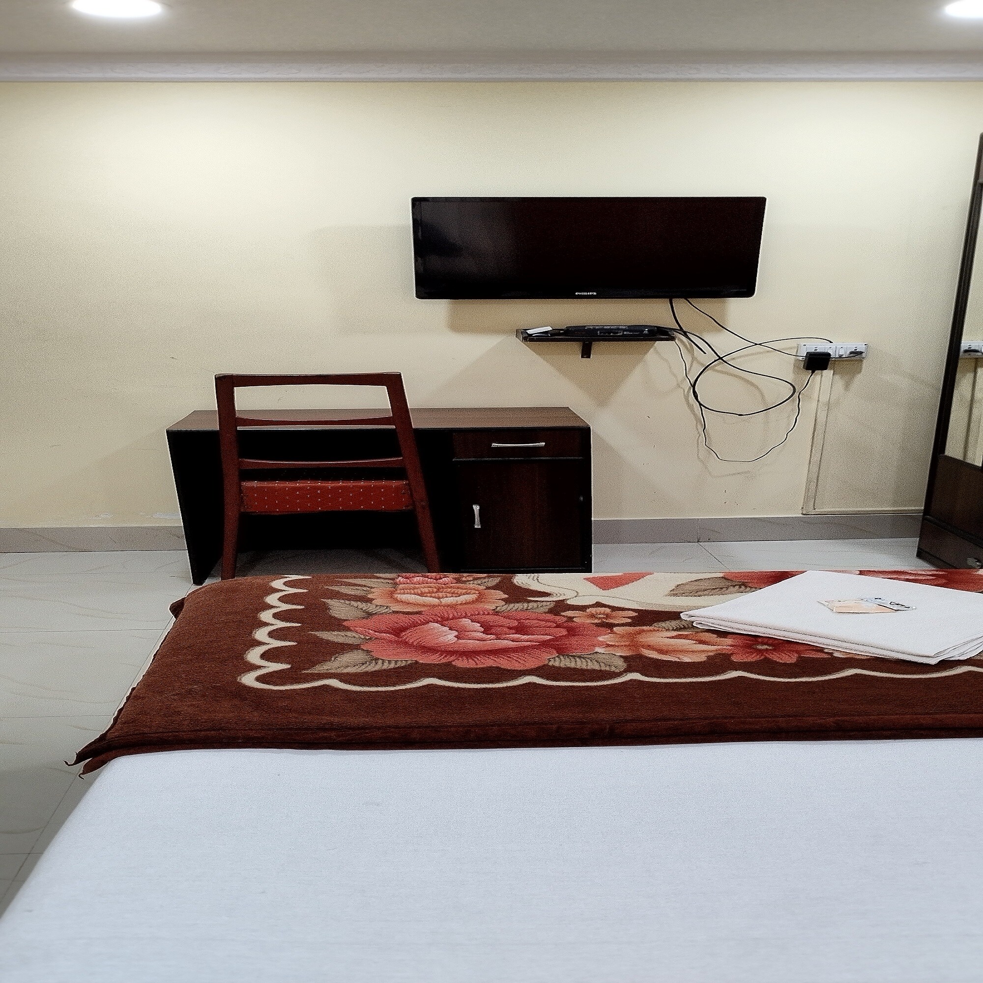 Park Guest House, Kolkata - Tap to explore photos