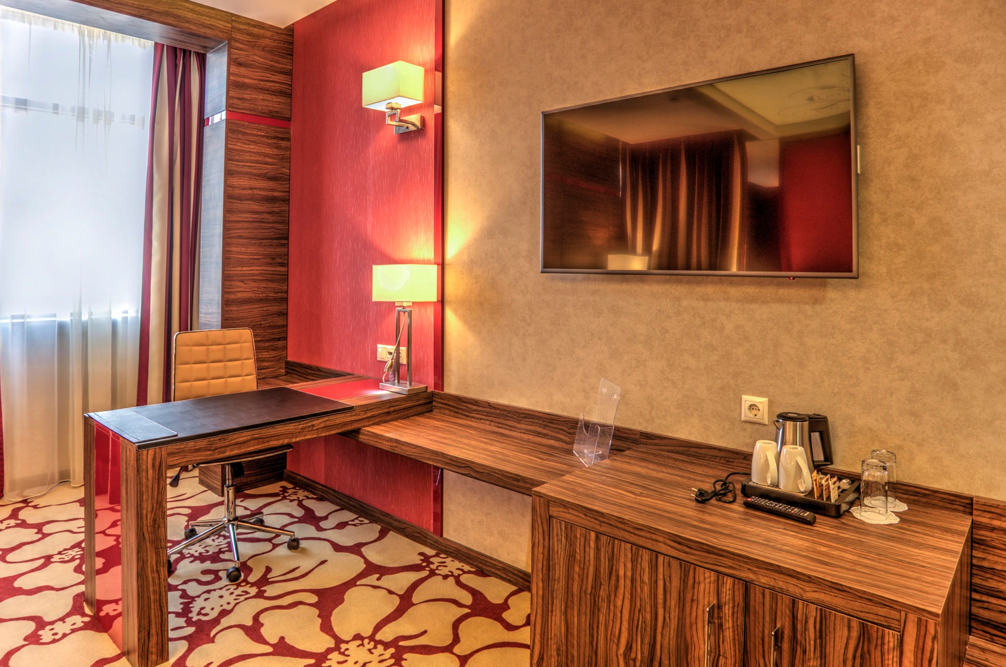 Holiday Inn PLOVDIV - Tap to explore photos