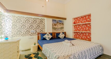 Travellers Village, Jaipur Room Type - Emrald Room (Room No. 4)