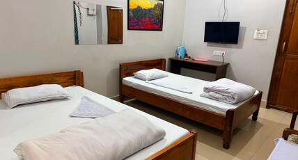 HOTEL YAISANA Room Type - Executive AC Queen Bed and Single bed with Balcony HOTEL YAISANA Room Type - Executive AC Queen Bed and Single bed with Balcony