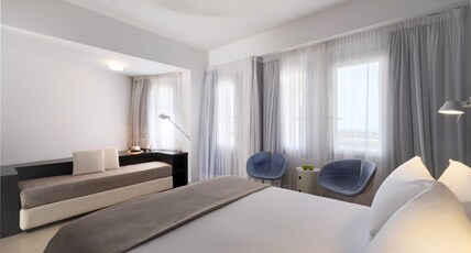The Majestic Hotel, Santorini in Fira Room Type - Double Room with Volcano View The Majestic Hotel, Santorini in Fira Room Type - Double Room with Volcano View