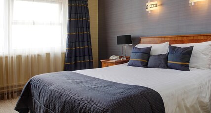Best Western Aberavon Beach Hotel Room Type - 1 Double Bed, Sofabed, Non-Smoking