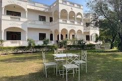 Talabgaon Bagh - Shri Mayur Villa