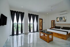 SPOT ON Golden Eagle Residency