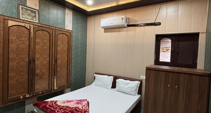 Adrija Guest House Room Type - Deluxe A/c Room