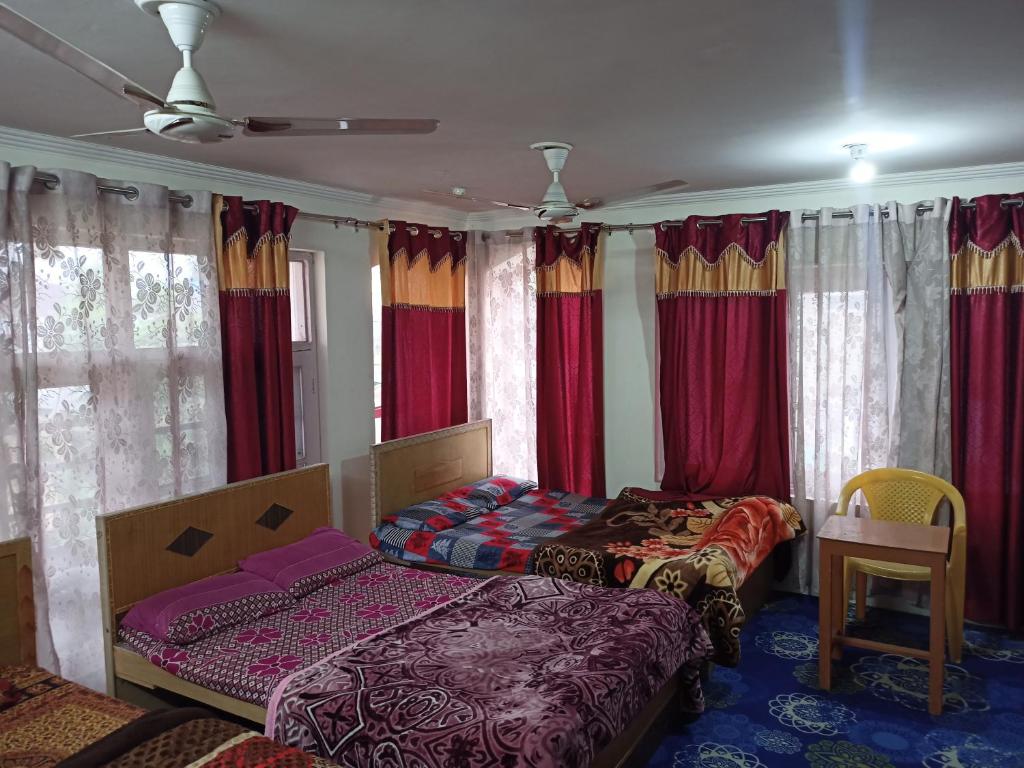 Ayra home stay - Tap to explore photos