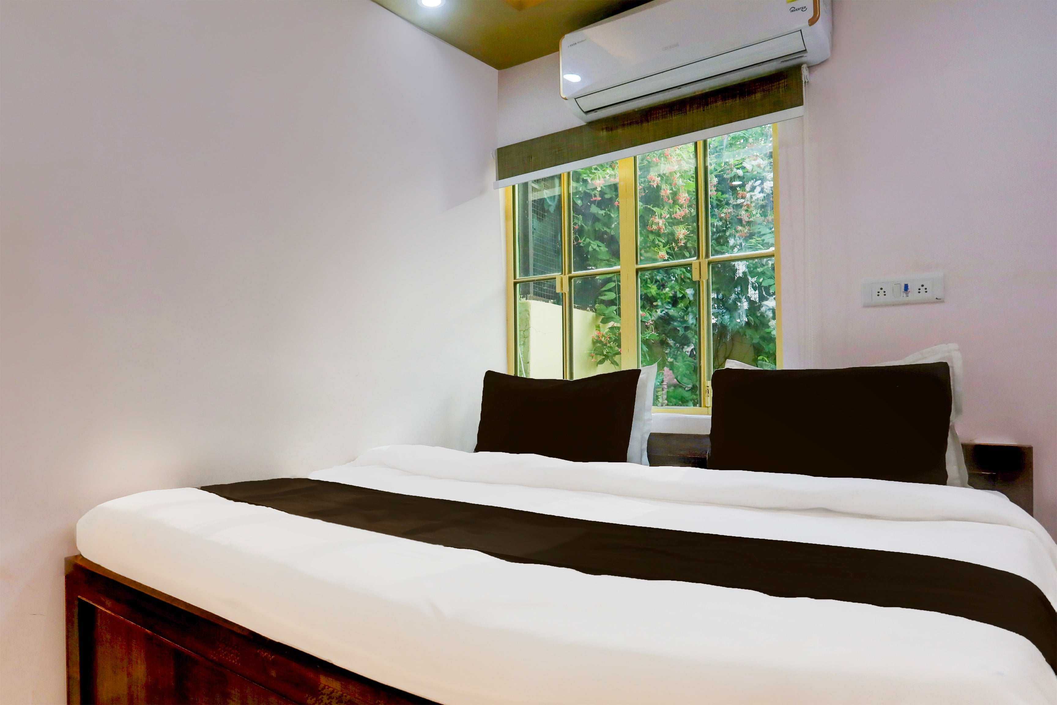 Hotel O Prakash Paying Guest House - Tap to explore photos