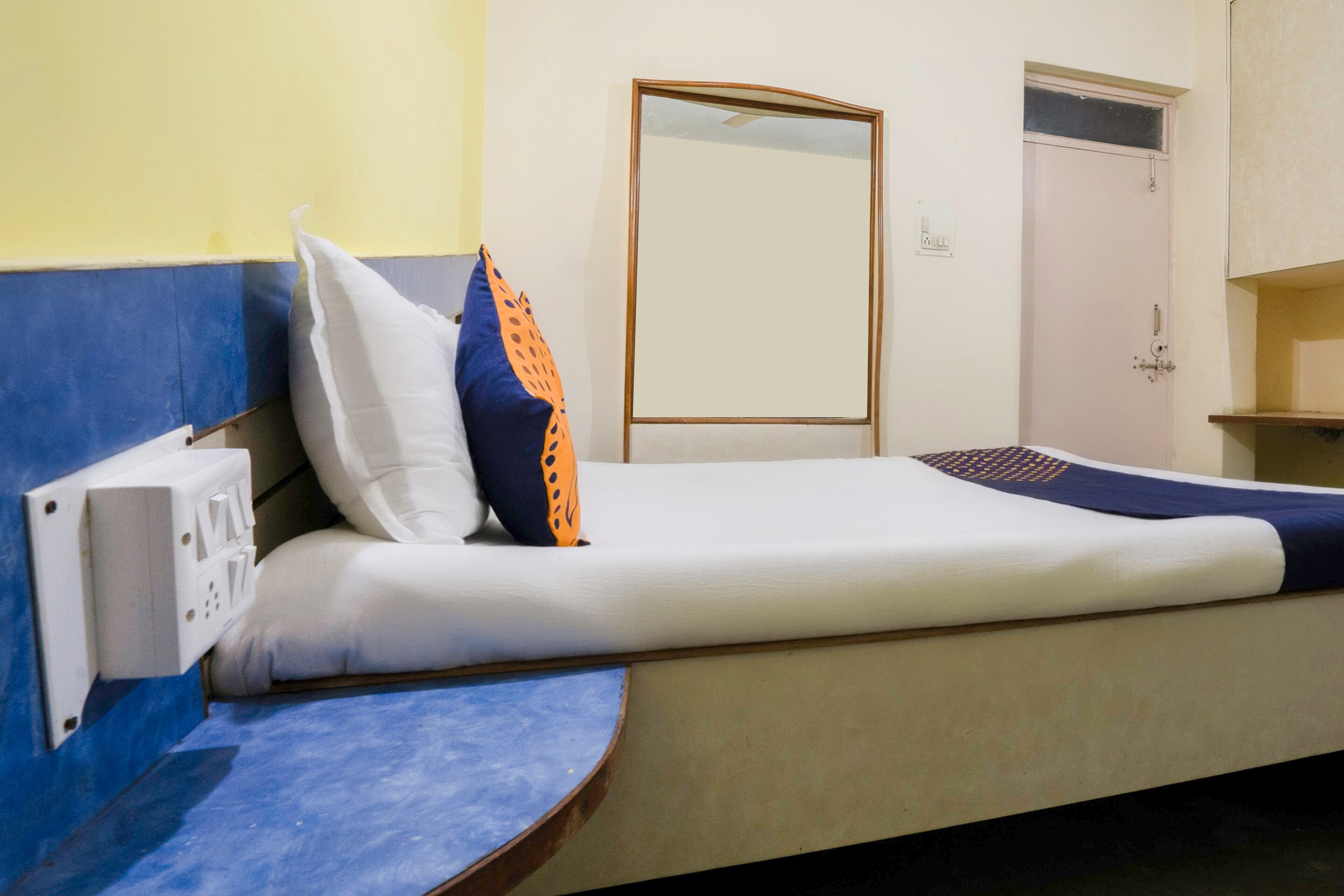 Hotel O The Nature World Resort Khanapur - Tap to explore photos