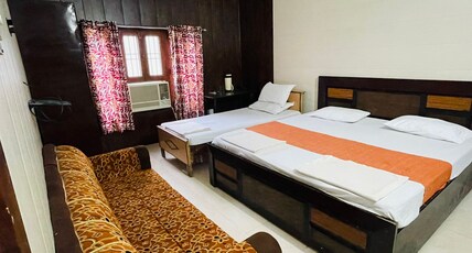 Hotel Kaveri Room Type - Deluxe AC Rooom