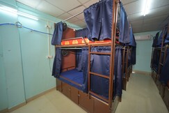 Rest and Roam Lodge