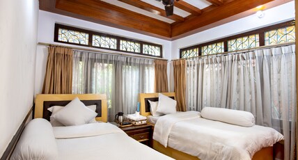 Shangri-La Boutique Hotel Room Type - Single Bed Private Room
