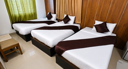 HOTEL SWARNA RESIDENCY Room Type - Triple Room Non AC