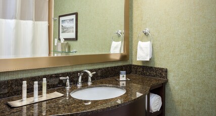 Doubletree by Hilton Billings Room Type - 2 QUEENS DELUXE