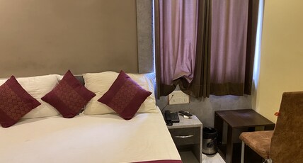 HOTEL GOMTI Room Type - DELUXE ROOM
