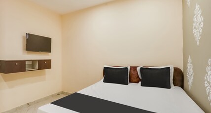 Hotel O BSS INNS Room Type - Classic