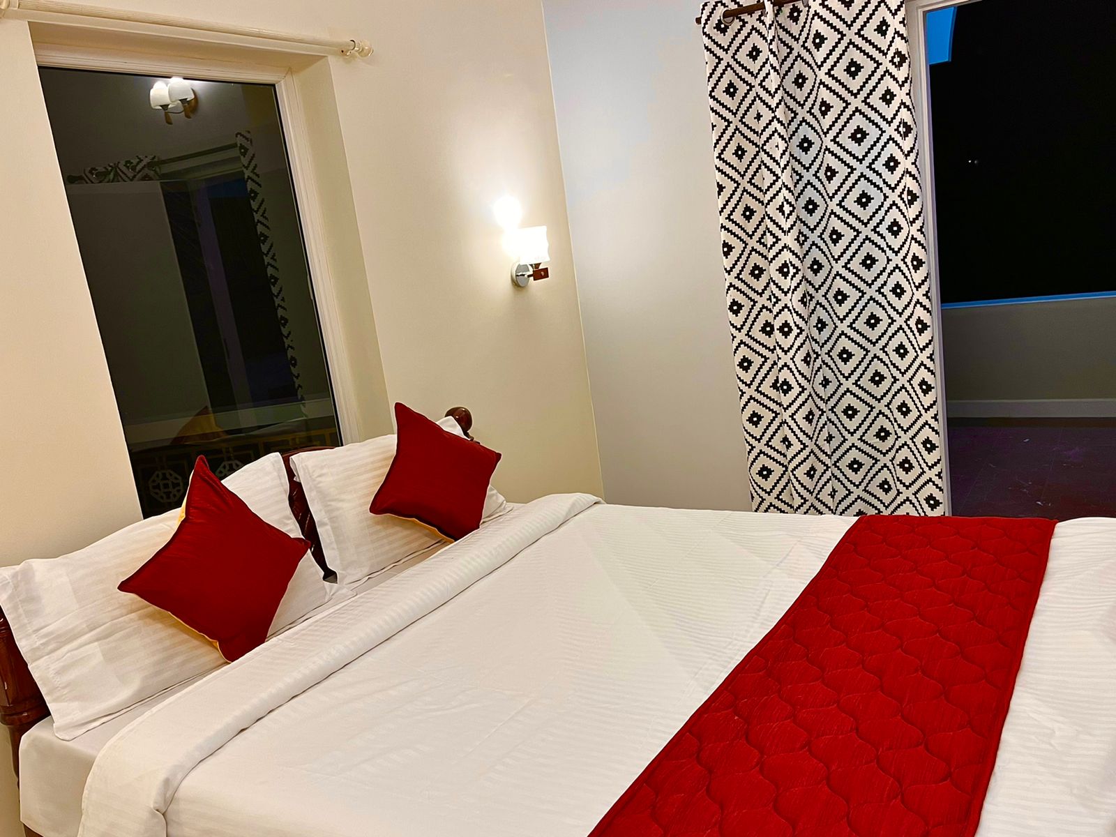 Le 4Bhk Pvt-Villa - Tap to explore photos