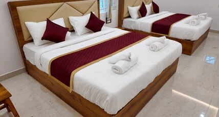 SHREE RESIDENCY Room Type - Triple Bed Suites