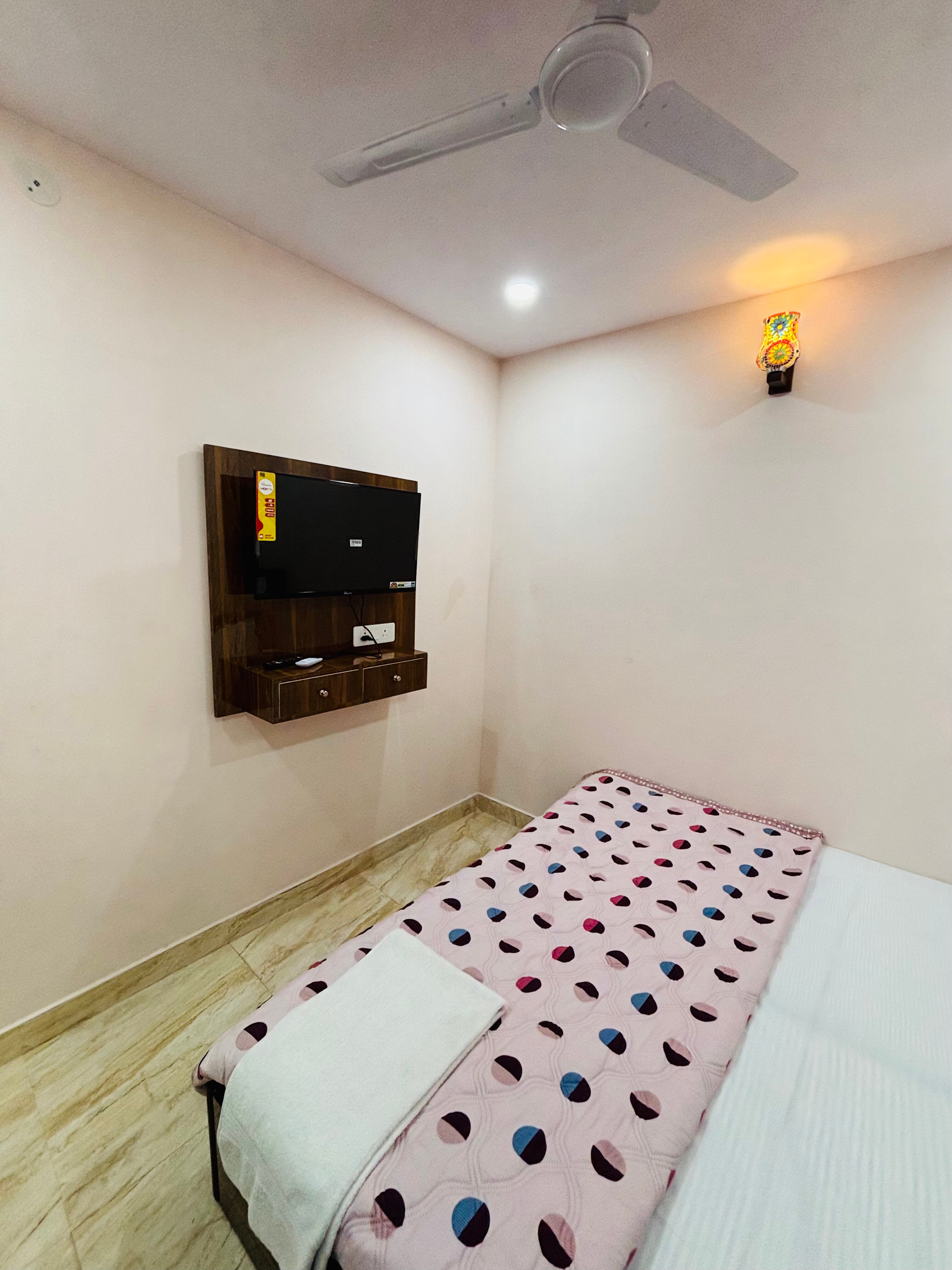 Lotustar Hotel Gandhi Nagar - Tap to explore photos
