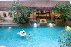 Aiyaree Place Hotel
