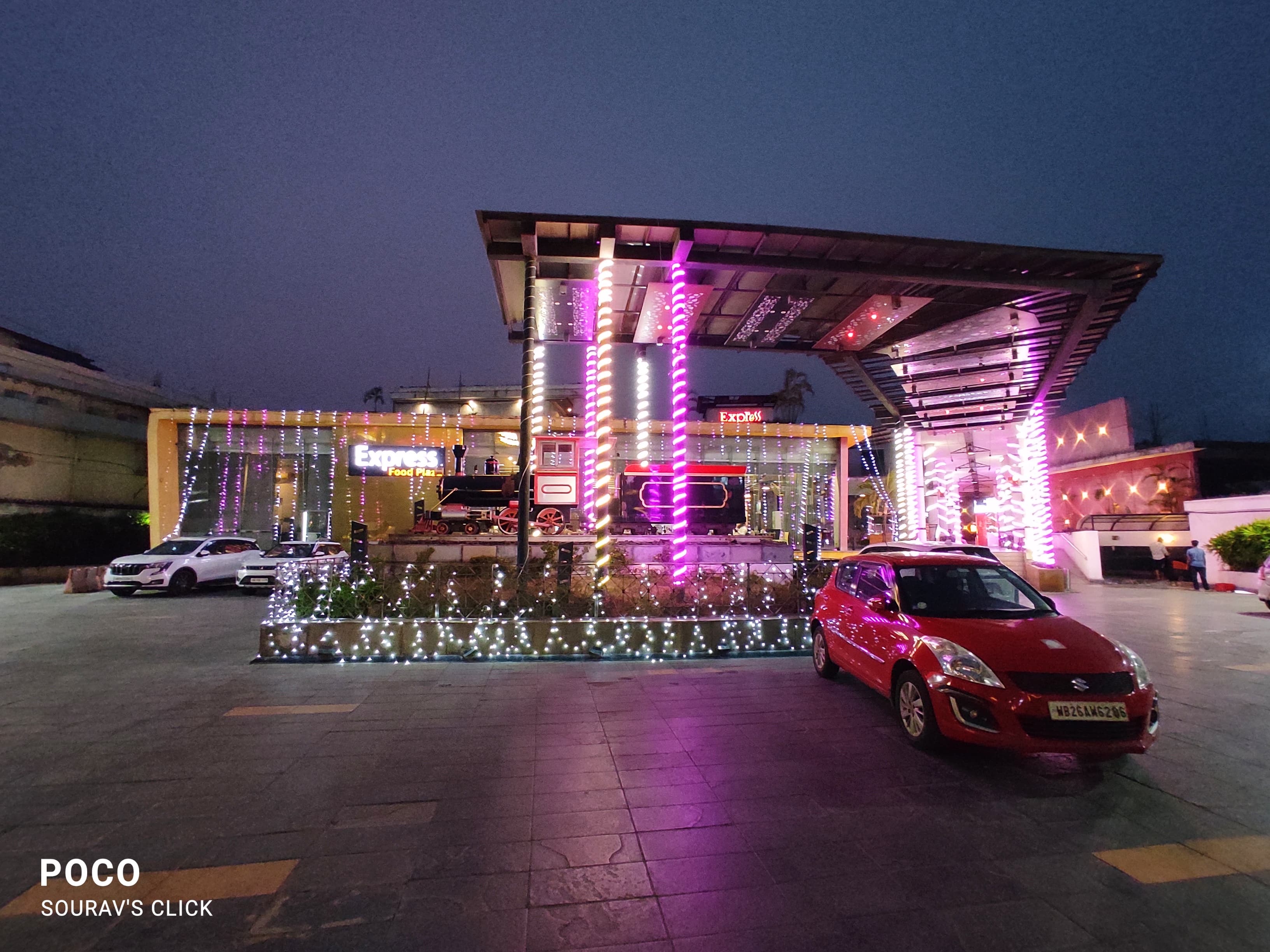 EXPRESS FOOD PLAZA (KOLAGHAT RESORT PVT LTD) - Tap to explore photos