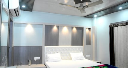 Hotel sai palace Room Type - Luxury AC Room Hotel sai palace Room Type - Luxury AC Room