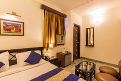 Hotel The R Blues Near Delhi IGI Airport