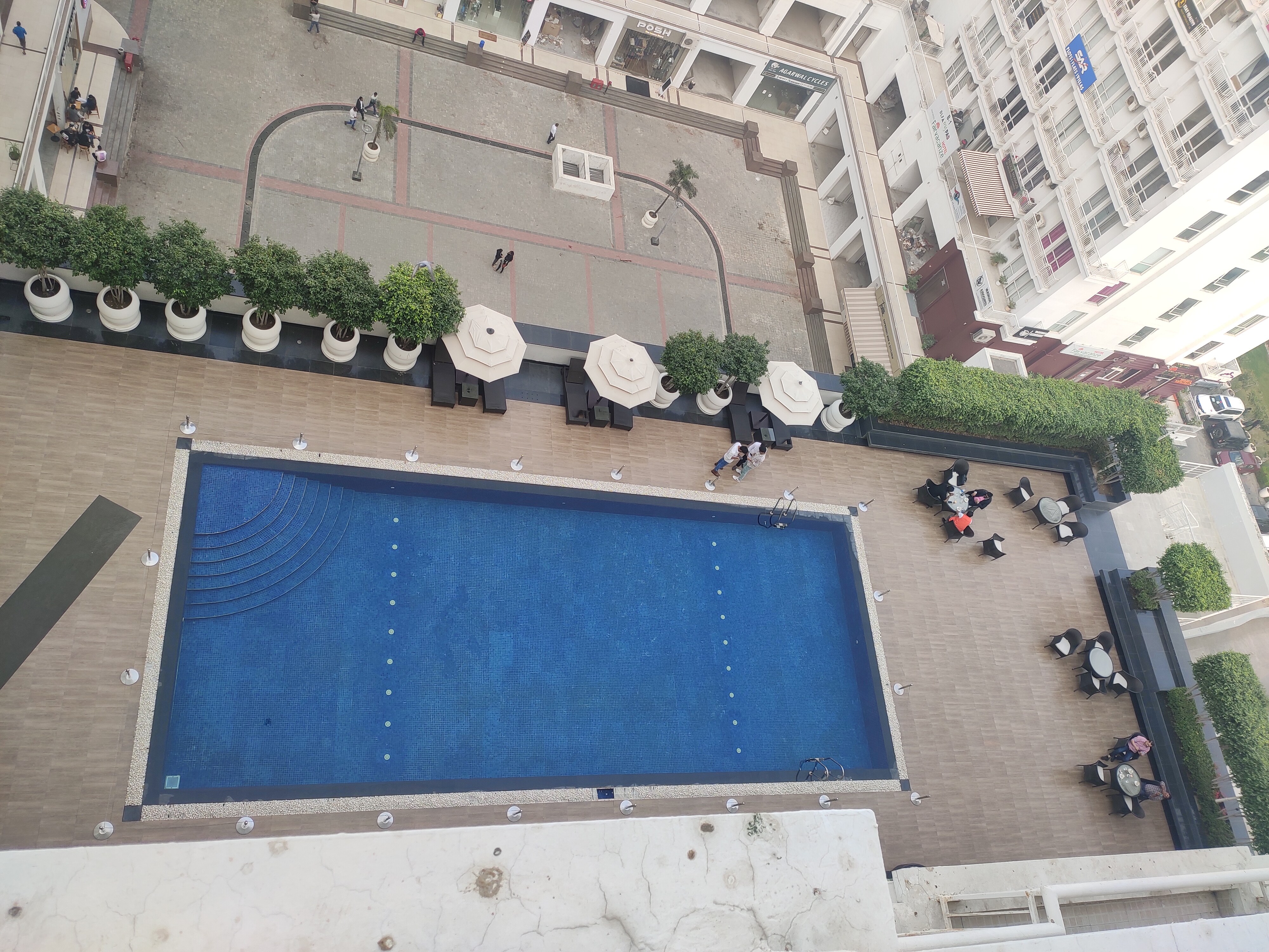 Hotel Money - Tap to explore photos