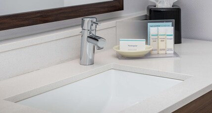 Hampton Inn by Hilton Fall River/Westport Room Type - 1 QN ACCESS TUB NONSMOK