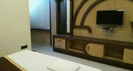 HOTEL ATITHI SATKAAR Room Type - Deluxe Room