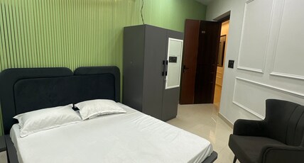 Azlan Residency Room Type - Bedroom 8
