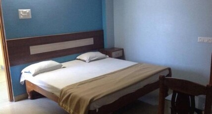 Hotel SLV Residency Room Type - Double A/C Room