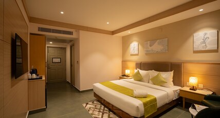 LUXO KOCHI Room Type - Deluxe Room