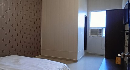 M D PALACE Room Type - Deluxe Room