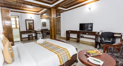 Zone Niathu Dimapur By The Park Room Type - Zone Luxe Queen