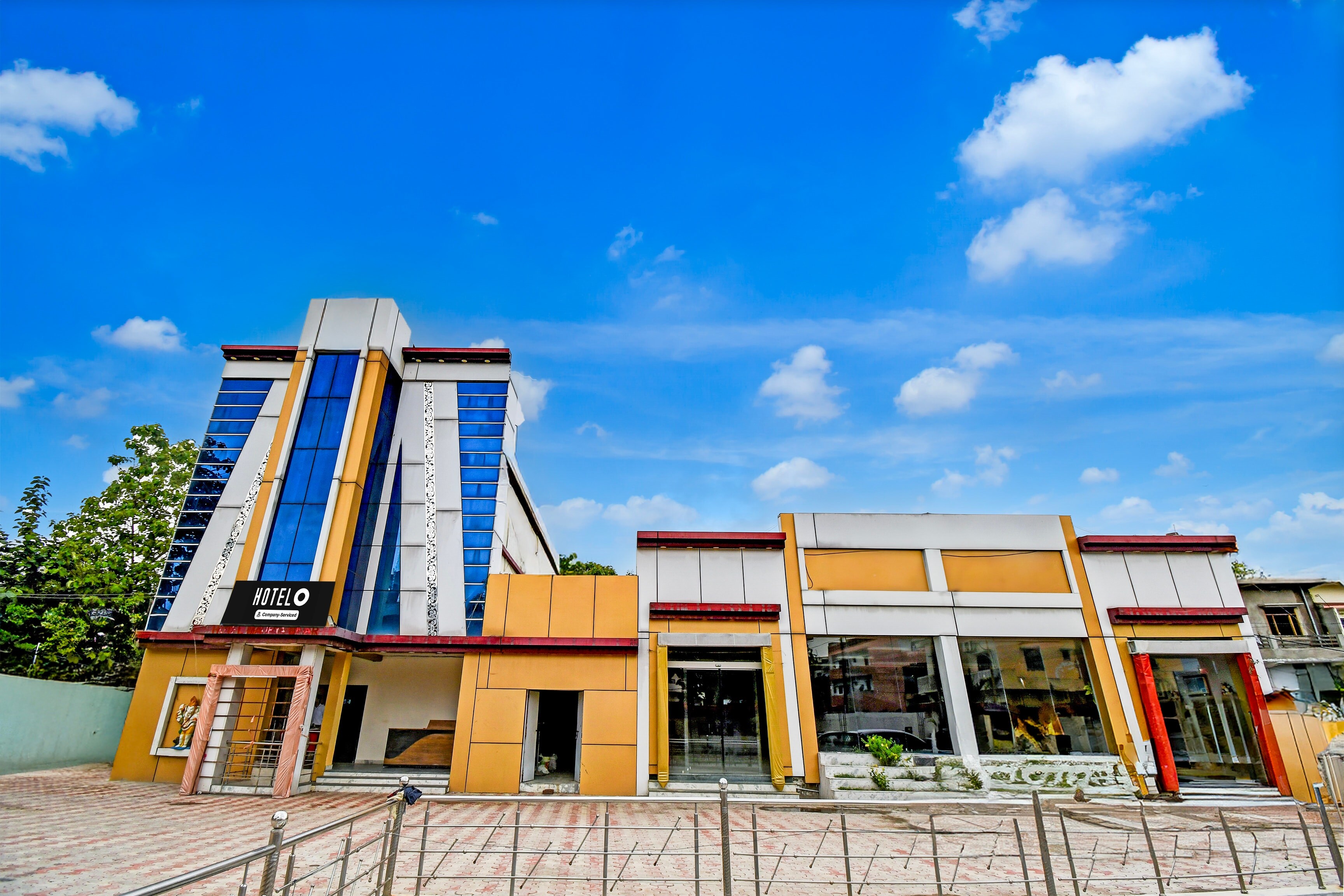 Hotel O DIET College Sasaram Formerly Maurya Banquet Hall - Tap to explore photos