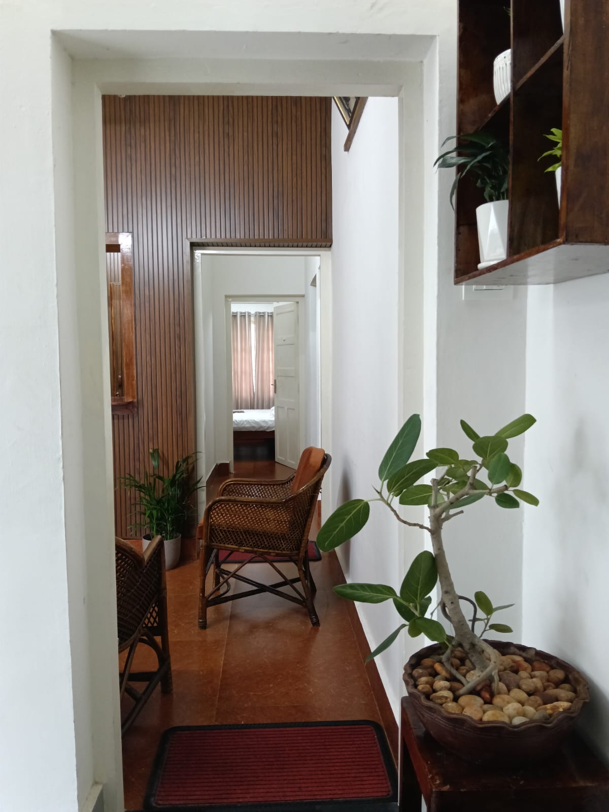 Paulgreen Guest House - Tap to explore photos