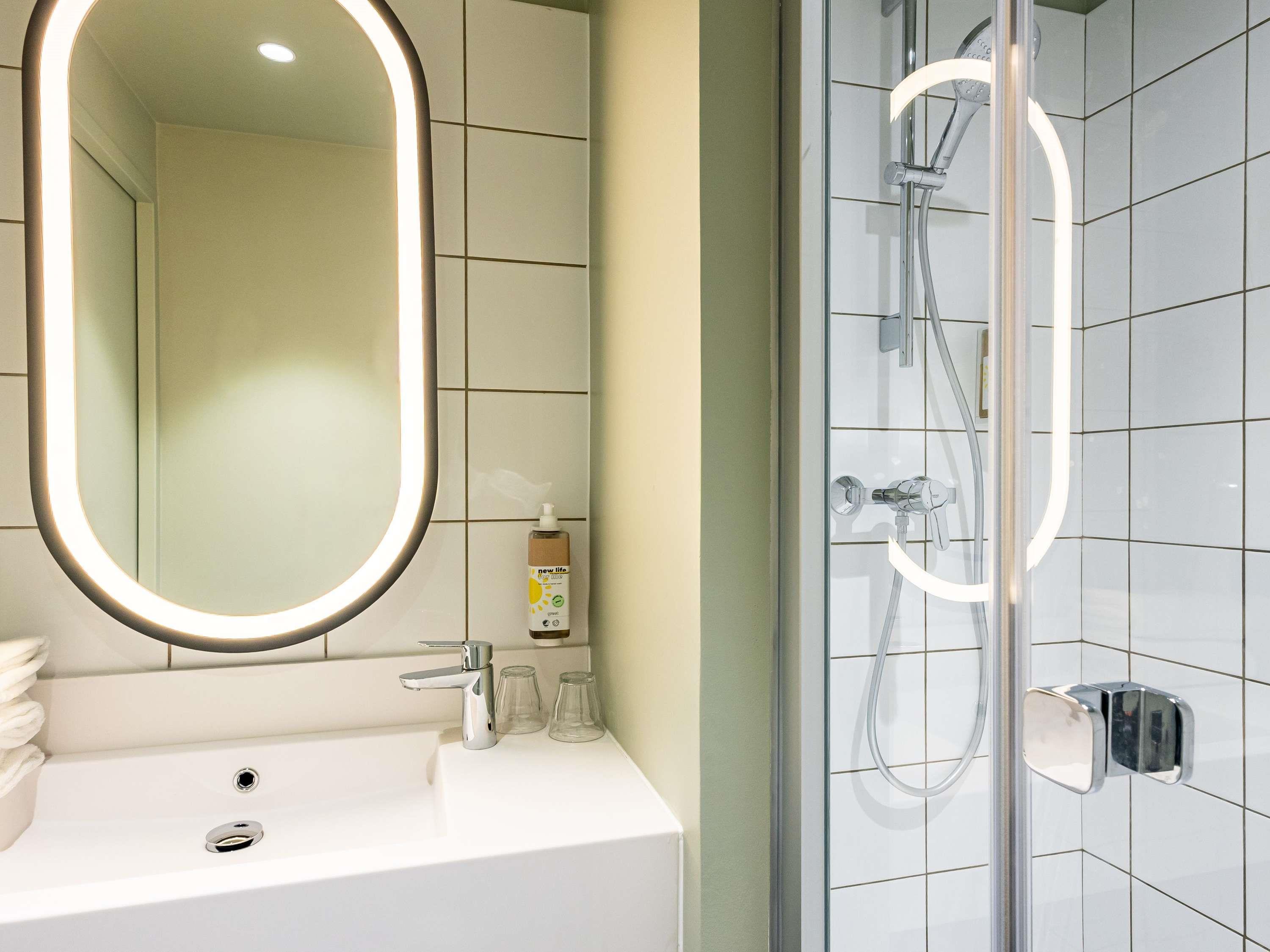 Greet Hotel Reims Tinqueux (September 2025) - Tap to explore photos