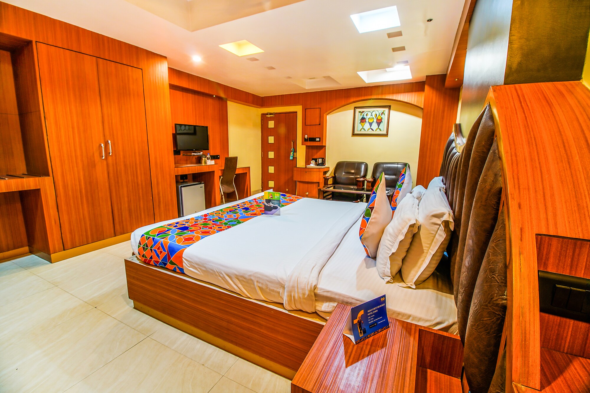 Fabhotel Palash Residency - Nr. Ranchi Railway Station - Tap to explore photos